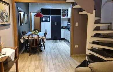 Imagem: A casa possui 3 Dormitórios, 2 Banheiros, 2 Vagas na garagem