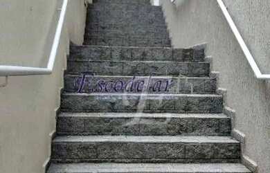 Imagem: A casa possui 1 Dormitório, 1 Banheiro, 32m² de Área e está