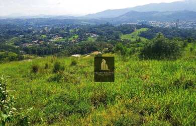 Imagem: O terreno possui 2004m² de Área e está localizado em Jardim