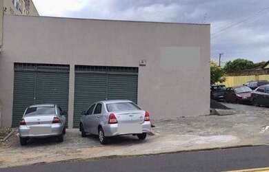 Imagem: O depósito possui 4 Vagas na garagem, 235m² de Área e está