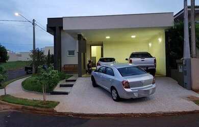 Imagem 2: Casa de condomínio para venda possui 200 metros quadrados com 3 quartos