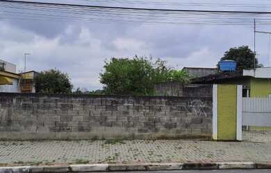 Imagem: O terreno e está localizado em Cidade Kemel, Poá à venda