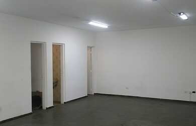 Imagem: O depósito possui 40m² de Área e está localizado em Barueri