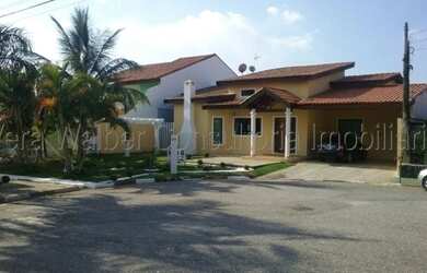 Imagem: A casa em condomínio possui 3 Dormitórios, 5 Banheiros, 4