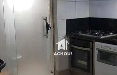 Imagem: O apartamento possui 4 Dormitórios, 2 Banheiros, 2 Vagas na