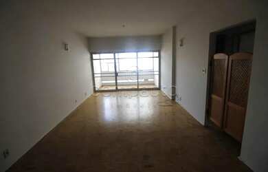 Imagem: O apartamento possui 3 Dormitórios, 2 Banheiros, 137m² de