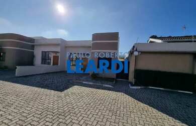 Imagem: A casa em condomínio possui 3 Dormitórios, 2 Banheiros, 2