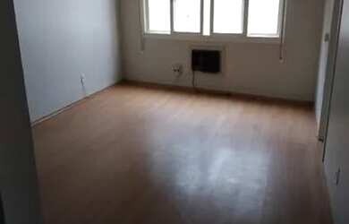 Imagem: A kitnet possui 1 Dormitório, 1 Banheiro, 33m² de Área e