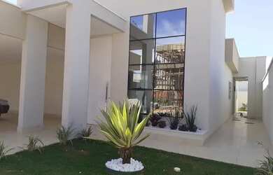 Imagem: A casa em condomínio possui 3 Dormitórios, 4 Banheiros, 3