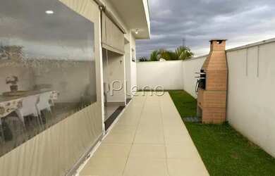 Imagem 13: Venda Casa com 230,00 metroQuadrado, 3 dormitório s , 2 vaga s . Swiss...