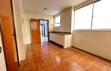 Imagem 13: Apartamento para aluguel tem 110 metros quadrados com 2 quartos em Copacabana...