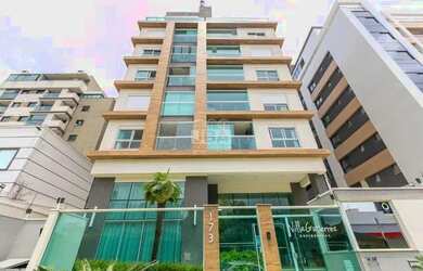 Imagem: O apartamento possui 2 Dormitórios, 2 Banheiros, 3 Vagas na