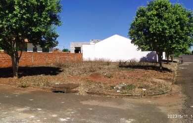 Imagem 3: terreno de esquina. 270m² de Área