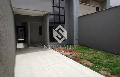 Imagem: A casa possui 3 Dormitórios, 2 Banheiros, 3 Vagas na garagem