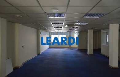 Imagem: O depósito possui 166m² de Área e está localizado em Centro