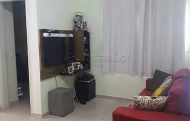 Imagem: O apartamento possui 2 Dormitórios, 1 Banheiro, 1 Vaga na garagem