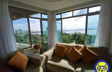 Imagem: O apartamento possui 4 Dormitórios, 3 Banheiros, 2 Vagas na