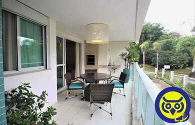 Imagem: O apartamento possui 4 Dormitórios, 2 Banheiros, 2 Vagas na