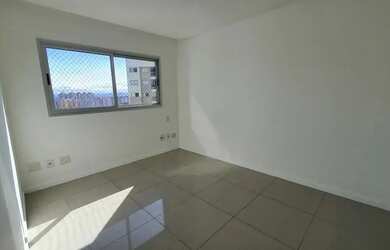 Imagem 2: MORE NA QUADRA DO MAR COM EXCELENTE INFRAESTRUTURA