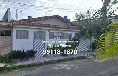 Imagem: A casa possui 3 Dormitórios, 4 Banheiros, 2 Vagas na garagem