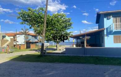 Imagem 9: Sobrado de esquina a venda na Praia de Itapoá, Santa Catarina