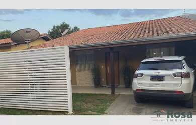 Imagem: A casa possui 2 Dormitórios, 1 Banheiro, 1 Vaga na garagem