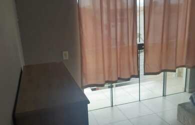 Imagem: A casa possui 1 Dormitório, 1 Banheiro, 50m² de Área e está