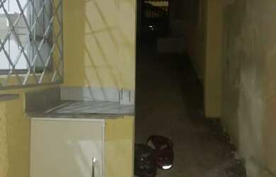 Imagem: A casa possui 2 Dormitórios, 1 Banheiro e está localizado