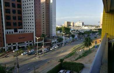 Imagem: O apartamento possui 2 Dormitórios, 2 Banheiros, 2 Vagas na
