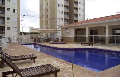 Imagem: O apartamento possui 2 Dormitórios, 1 Banheiro, 1 Vaga na garagem