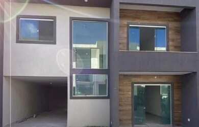 Imagem: A casa em condomínio possui 3 Dormitórios, 4 Banheiros, 2