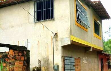 Imagem: Vende - se casa de 2 pisos (sobrado) lt br gt Com 7 cômodos