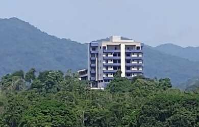 Imagem: O apartamento possui 3 Dormitórios, 5 Banheiros, 2 Vagas na