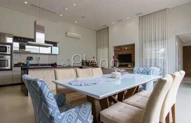 Imagem 12: Venda Casa com 204,27 metroQuadrado, 3 dormitório s , 2 vaga s . Swiss...