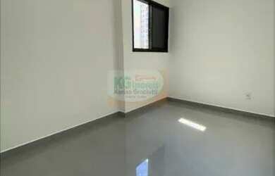 Imagem: O apartamento possui 3 Dormitórios, 1 Banheiro, 2 Vagas na