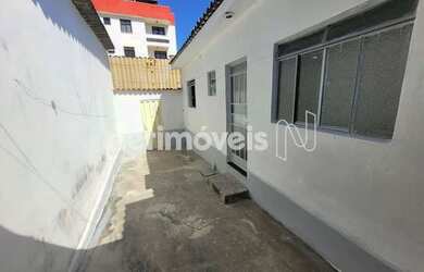 Imagem: A casa possui 1 Dormitório, 1 Banheiro, 55m² de Área e está