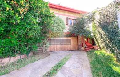 Imagem: A casa em condomínio possui 3 Dormitórios, 3 Banheiros, 2