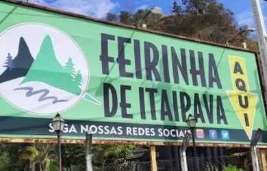 Imagem: O depósito está localizado em Araras, Petrópolis à venda