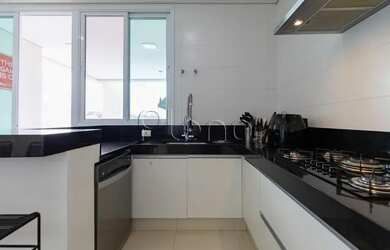 Imagem 9: Venda e locação Casa com 300,00 metroQuadrado, 3 dormitório s , 1 vaga...