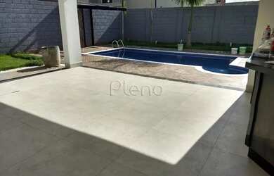 Imagem 16: Venda Casa com 430,00 metroQuadrado, 4 dormitório s , 3 vaga s . Swiss...