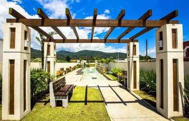 Imagem: O terreno possui 150-0m² de Área e está localizado em Tuiuti