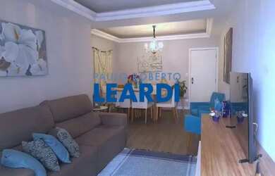 Imagem: O apartamento possui 3 Dormitórios, 2 Banheiros, 2 Vagas na