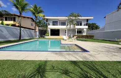 Imagem: A casa em condomínio possui 5 Dormitórios, 5 Banheiros, 5