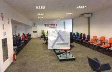 Imagem: O depósito possui 5 Vagas na garagem, 1.161m² de Área e