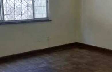 Imagem: O apartamento possui 2 Dormitórios, 1 Banheiro e 80m² de Área