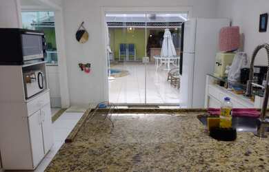 Imagem 10: Lindíssima casa oportunidade parece hotel fazenda há 5 minutos do Rio