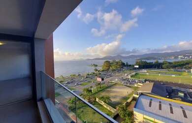 Imagem: O apartamento possui 4 Dormitórios, 5 Banheiros, 3 Vagas na