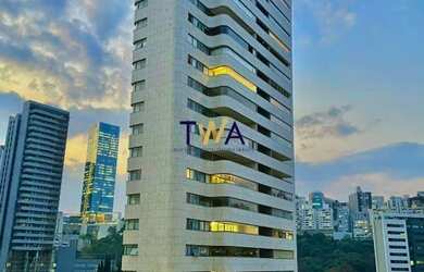 Imagem: O apartamento possui 4 Dormitórios, 5 Banheiros, 4 Vagas na