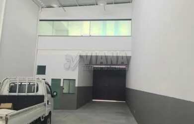 Imagem: O depósito possui 4 Vagas na garagem, 225m² de Área, Imóvel