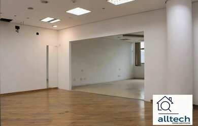 Imagem: O depósito possui 6.500m² de Área e está localizado em